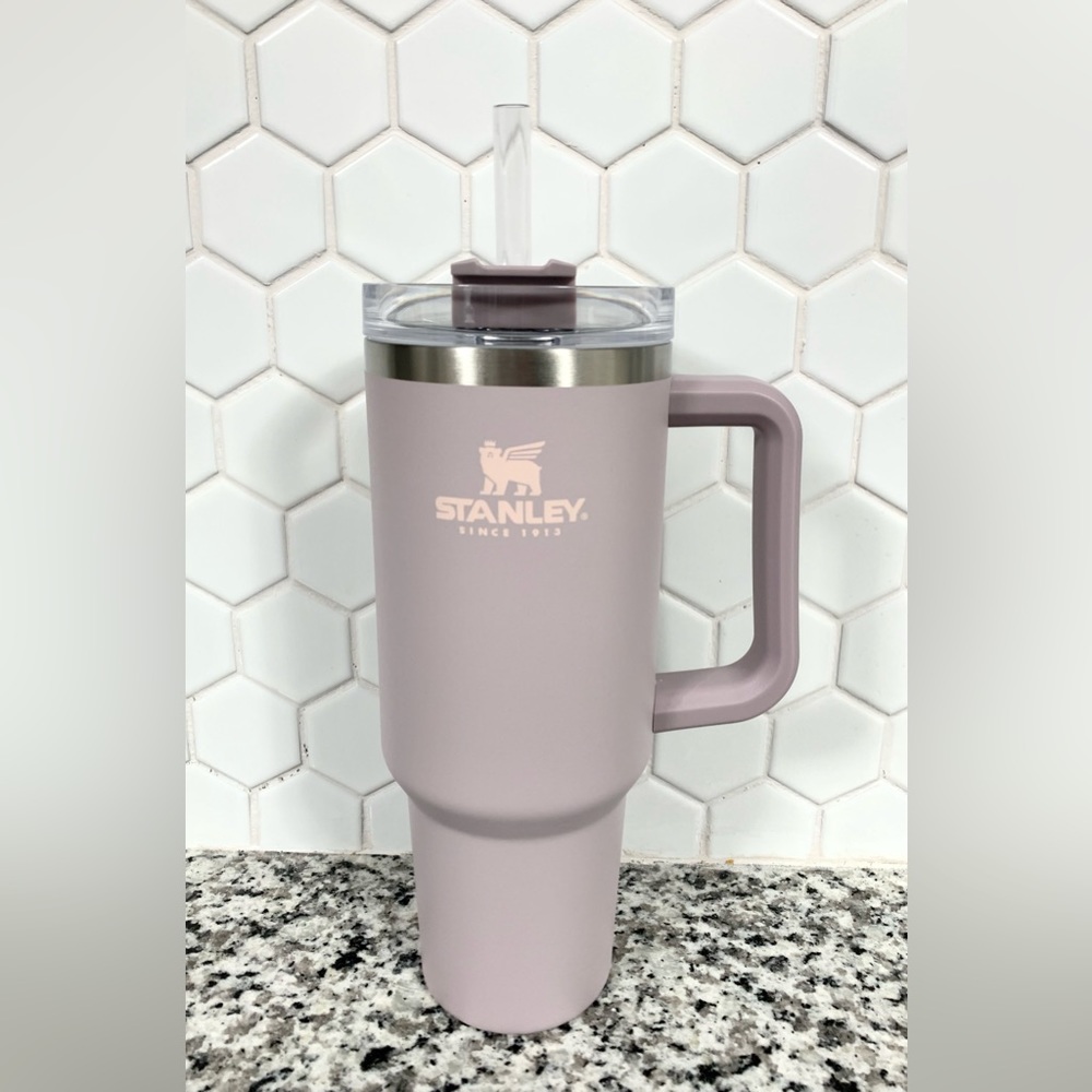 Stanley ABALONE (light purple/lavender) Rare Color 40oz Adventure Quencher NIB